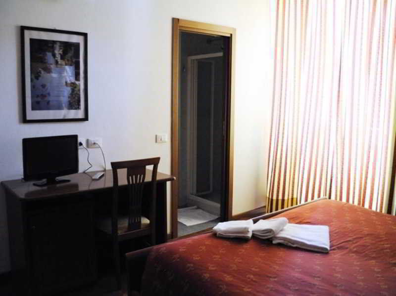 Hotel Edy Mediolan Zewnętrze zdjęcie