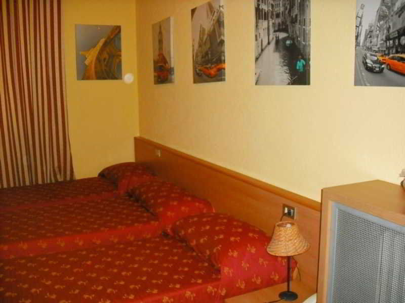 Hotel Edy Mediolan Zewnętrze zdjęcie